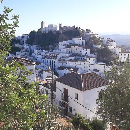 Beautiful Apartment In Duquesa Suites And Gardens Castillo de Sabinillas Exterior foto