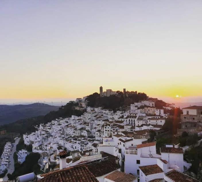 Beautiful Apartment In Duquesa Suites And Gardens Castillo de Sabinillas Exterior foto