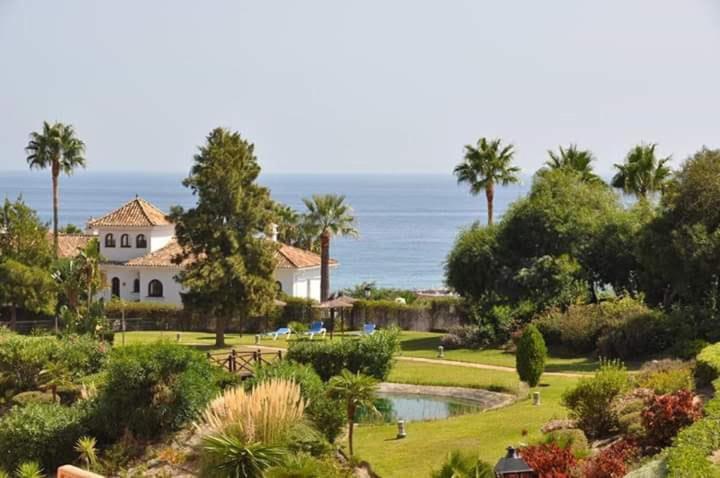 Beautiful Apartment In Duquesa Suites And Gardens Castillo de Sabinillas Exterior foto